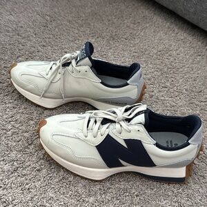 New Balance 327 X Figs  Grey and Blue Retro Sneakers Modern Sporty Design SZ 11